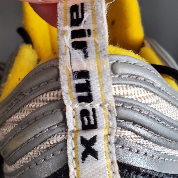 COPY - Shoes - Picture 2 of 4